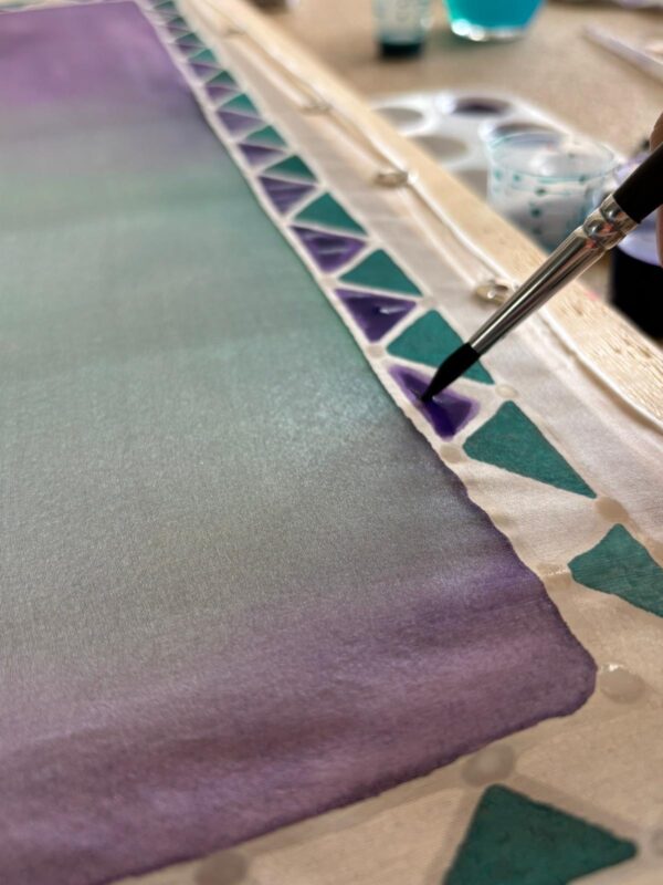 Ado - Peinture sur soie "Foulard" – Image 2
